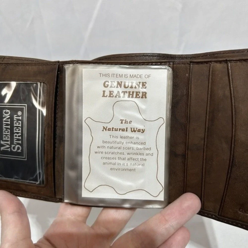 Meeting Street Men's Trifold Wallet Genuine Leather Compact Classic Brown New‎